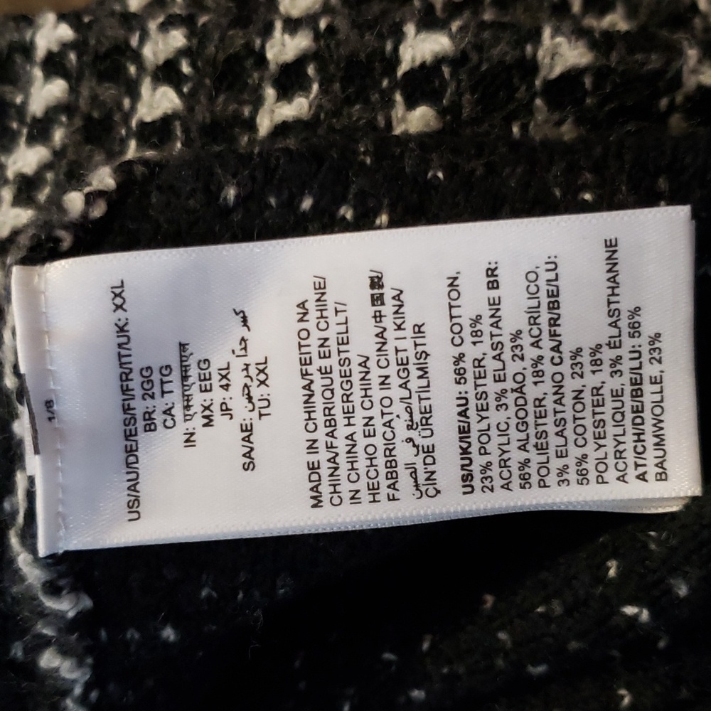 Amazon Essentials sweater - Picture 6 of 6